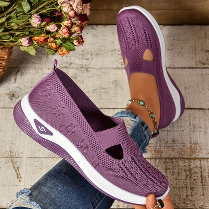 Orthopaedic slip-on shoes for women | Carry