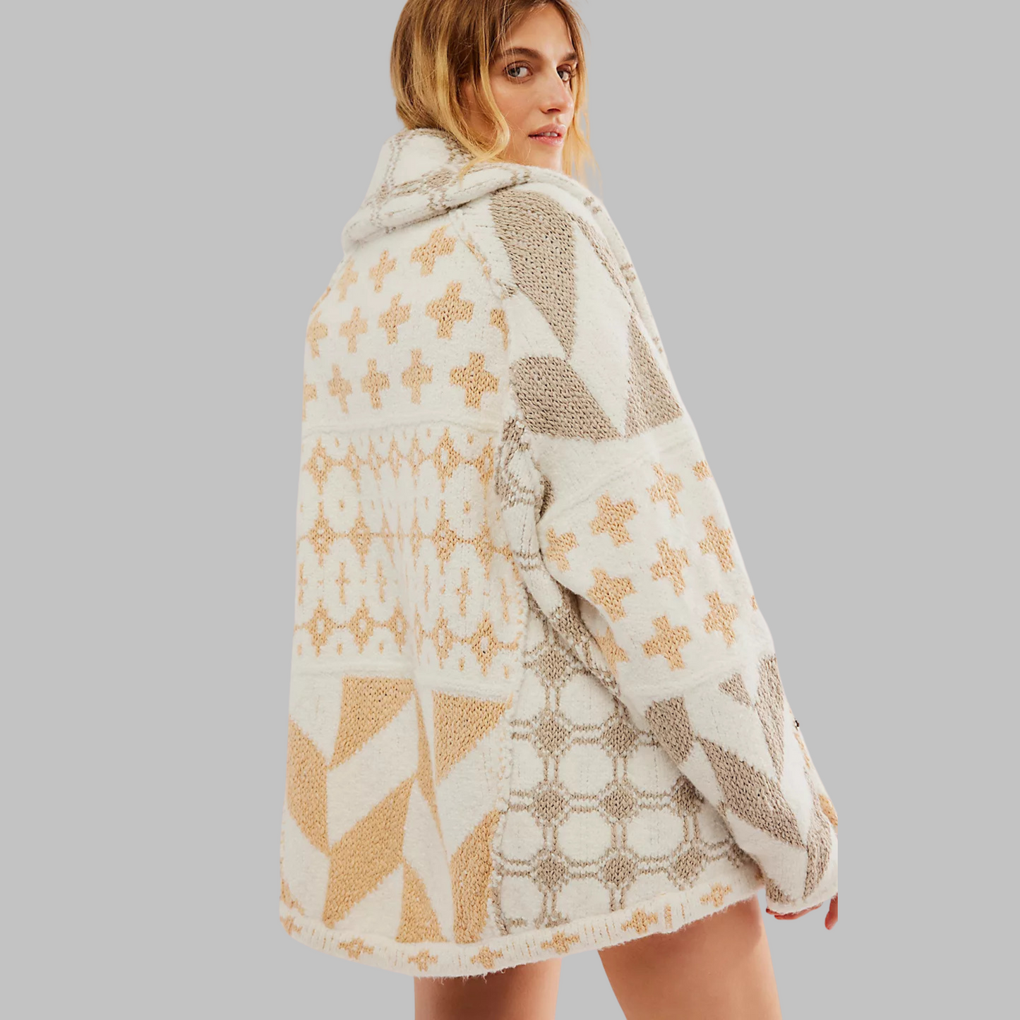 Vintage button-down collar oversized cardigan for women | Portia -4