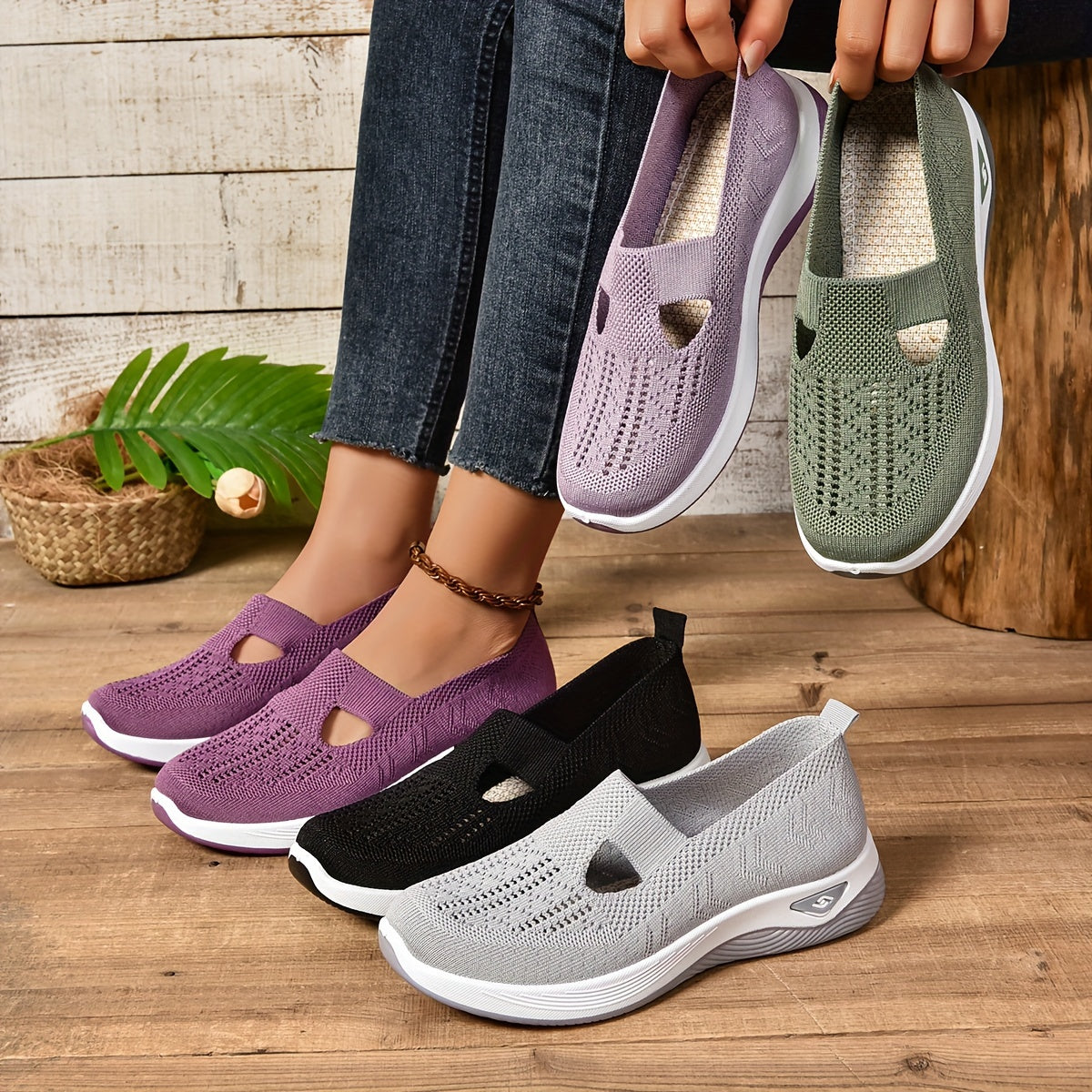 Orthopaedic slip-on shoes for women | Carry